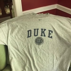 Men’s Nike 2XL DUKE basketball t-shirt